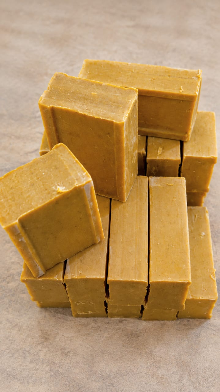 Stacked bar soaps